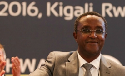 Countries agree to curb greenhouse gases