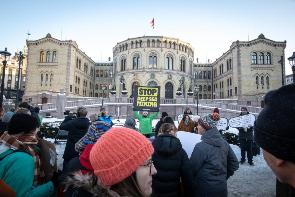 Skuffende vedtak om omstridt mineraljakt